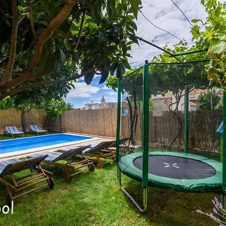 Appartement Lara - Croatia