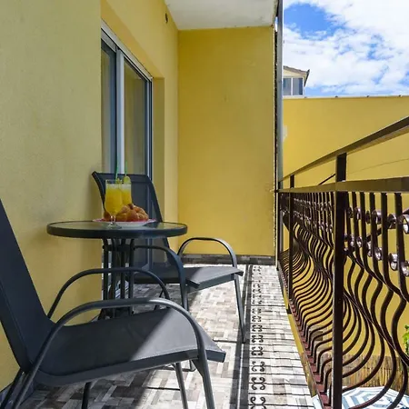 Apartment Lara - Croatia