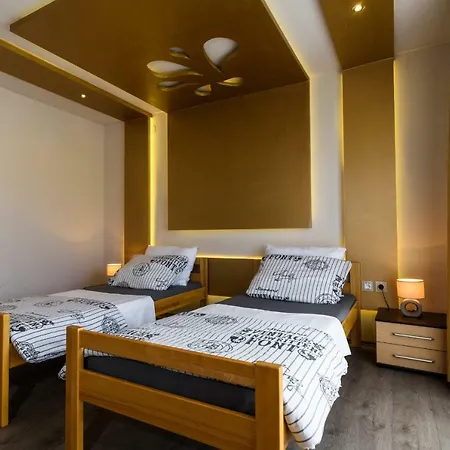 Lara - Croatia Apartment *