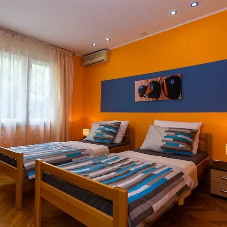Apartment Lara - Croatia *